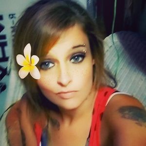 Meet your Posher, Leslie